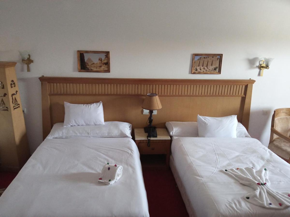 Regency Pyramids Hotel Kafrat al Jabal Exterior photo