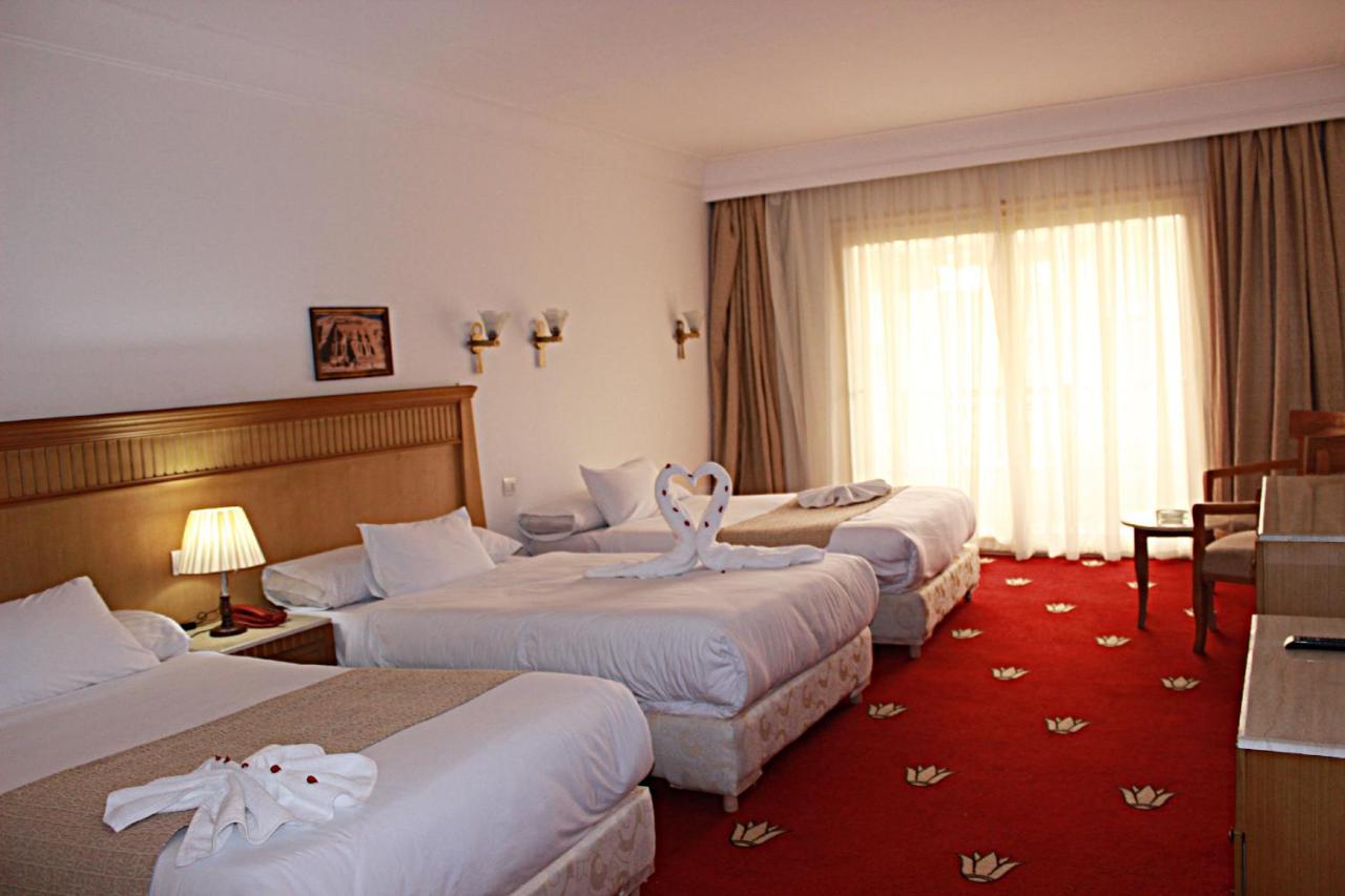 Regency Pyramids Hotel Kafrat al Jabal Exterior photo