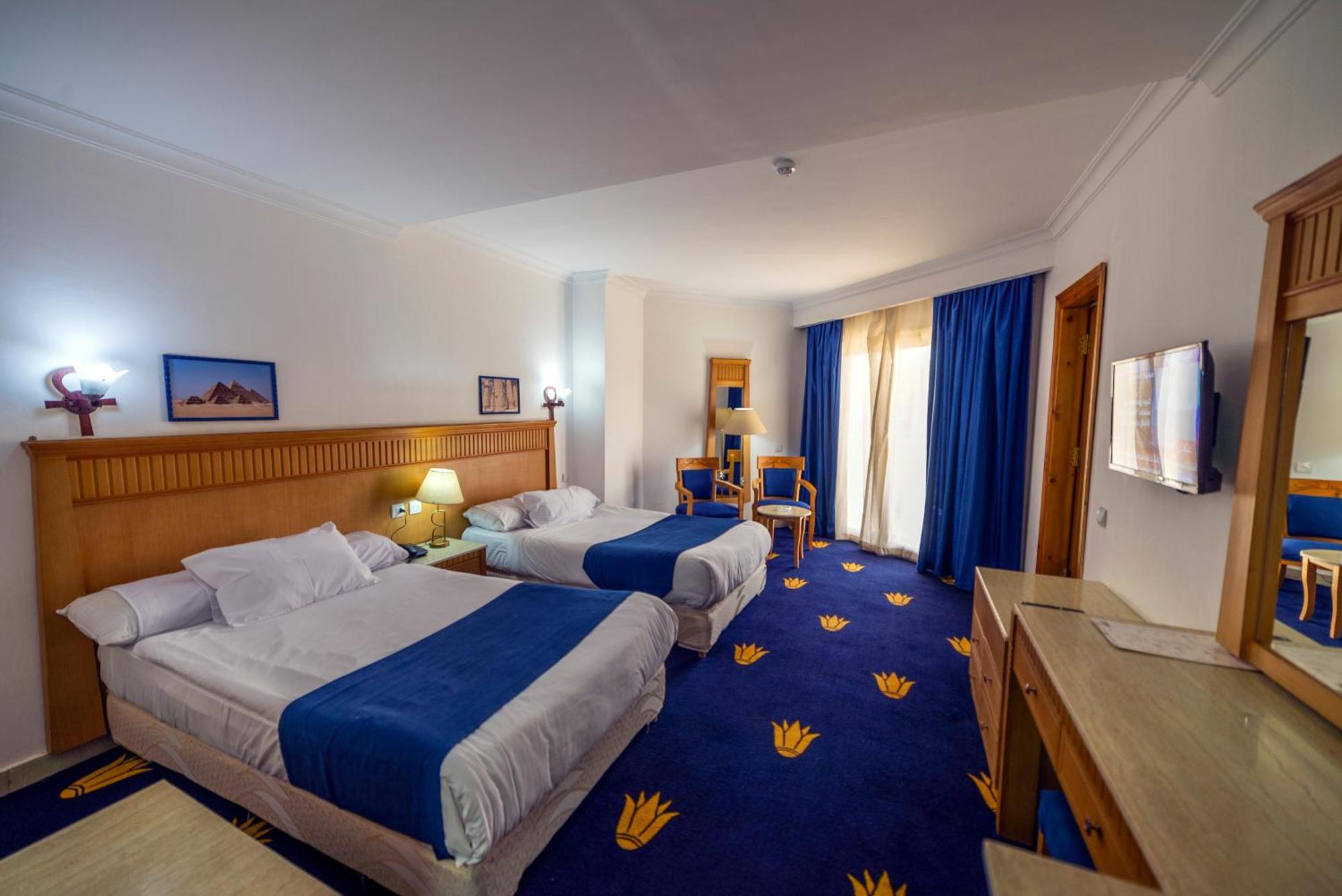Regency Pyramids Hotel Kafrat al Jabal Exterior photo